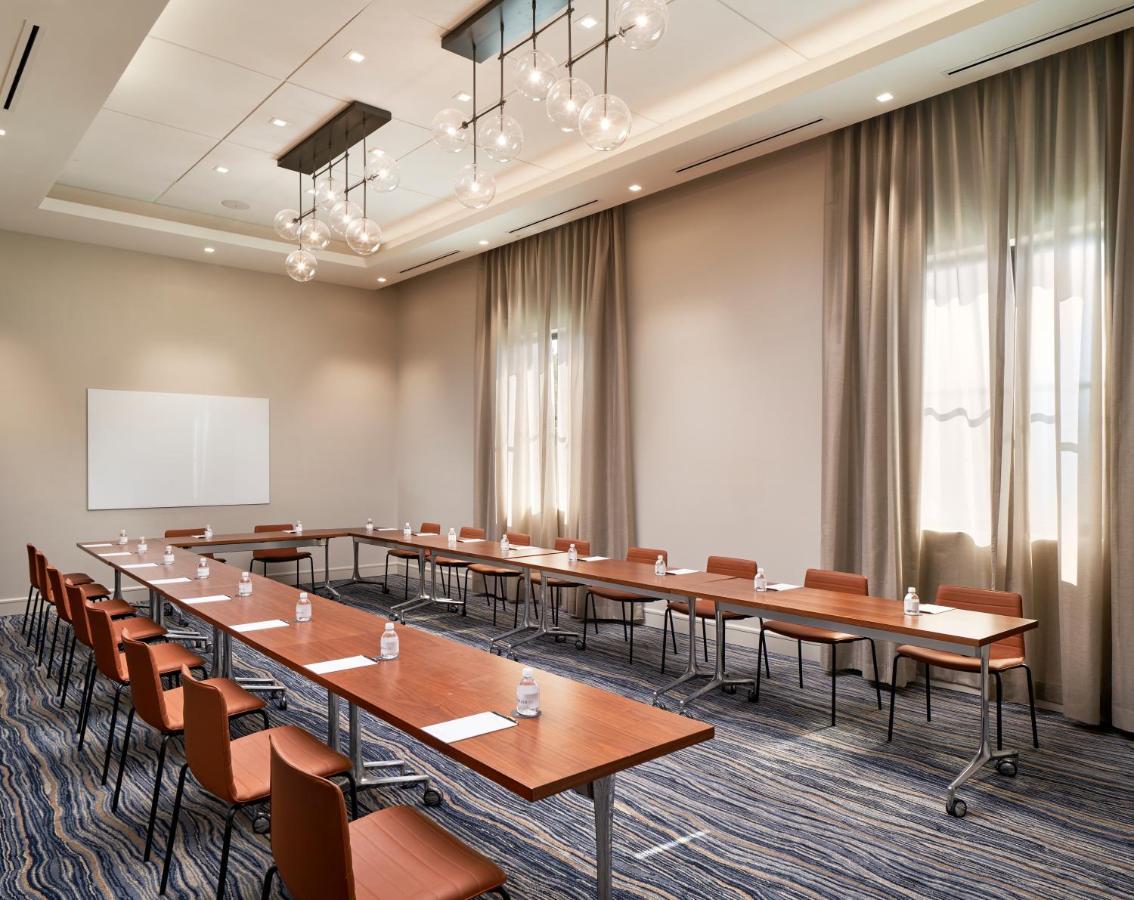 Thesis Hotel Miami Coral Gables, Curio Collection By Hilton מראה חיצוני תמונה