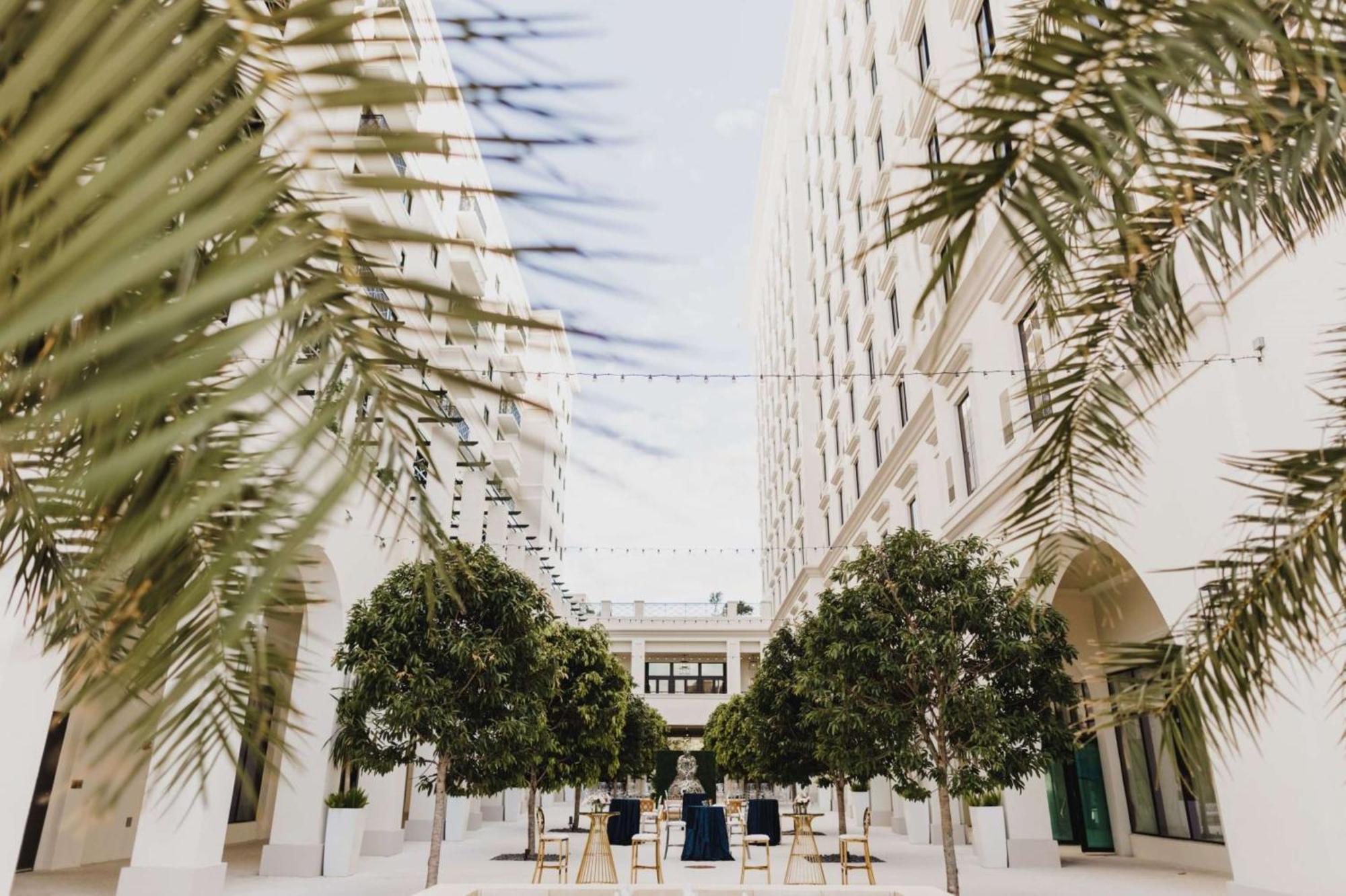 Thesis Hotel Miami Coral Gables, Curio Collection By Hilton מראה חיצוני תמונה